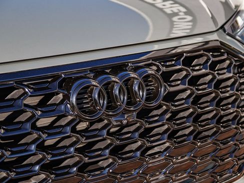 Certified 2023 Audi Q5 2.0T Premium Plus w/ Premium Plus Package image 13