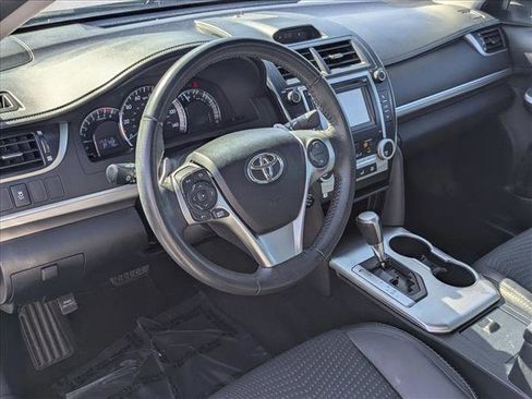 Used 2012 Toyota Camry SE image 9