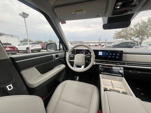Used 2025 Hyundai Santa Fe SEL image 36