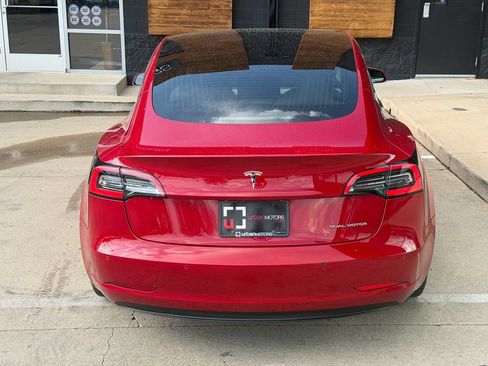 Used 2018 Tesla Model 3 Long Range AWD/4WD image 10