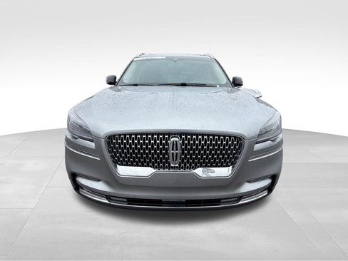 Used 2023 Lincoln Aviator AWD w/ Premium Package image 28