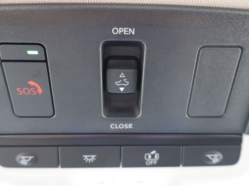 Used 2025 Nissan Altima 2.5 SL image 24