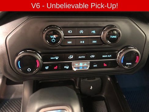 Used 2025 Ford Bronco Outer Banks AWD/4WD image 10
