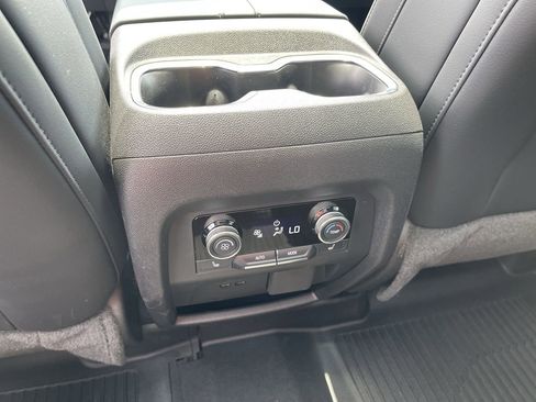 Certified 2025 Buick Enclave Avenir w/ Super Cruise Package image 22