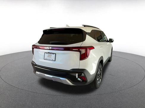 Used 2025 Kia Seltos S image 14