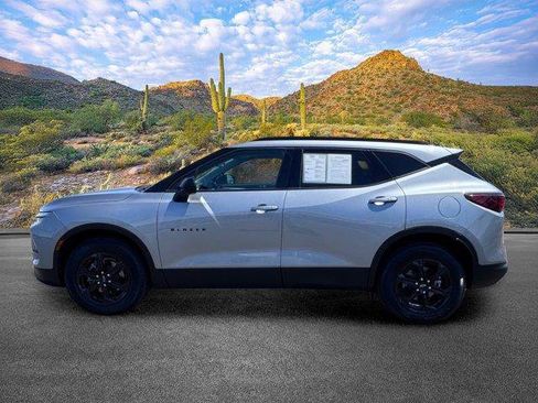Used 2024 Chevrolet Blazer LT w/ Convenience Package FWD image 8