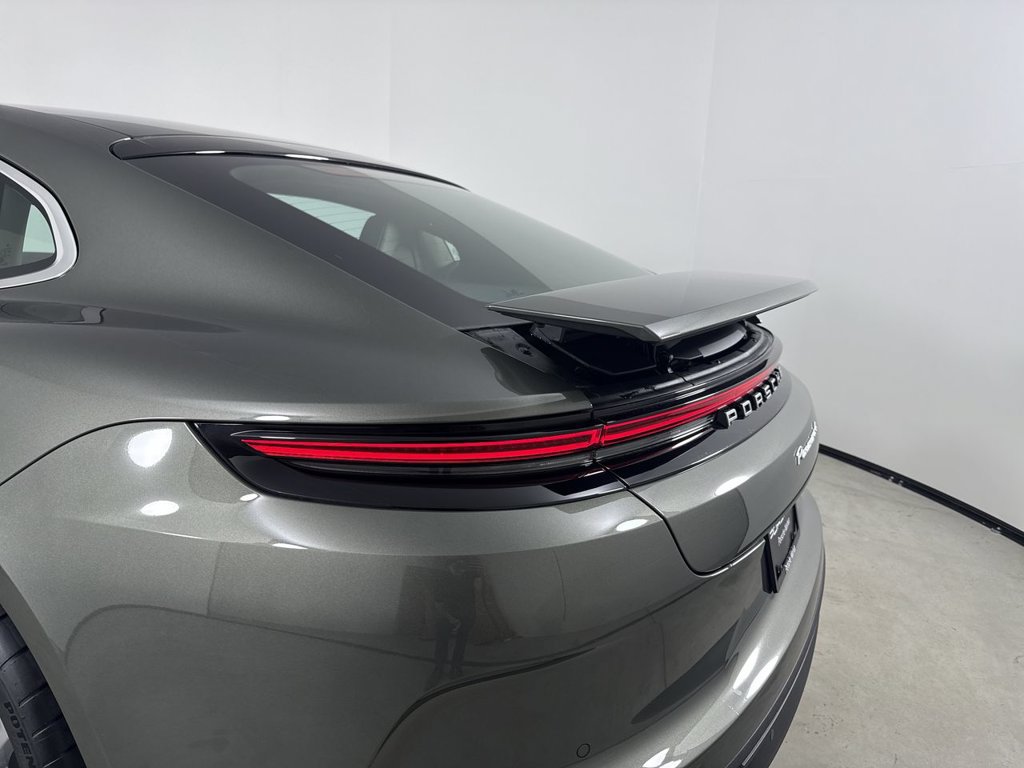 New 2026 Porsche Panamera 4 AWD/4WD image 17