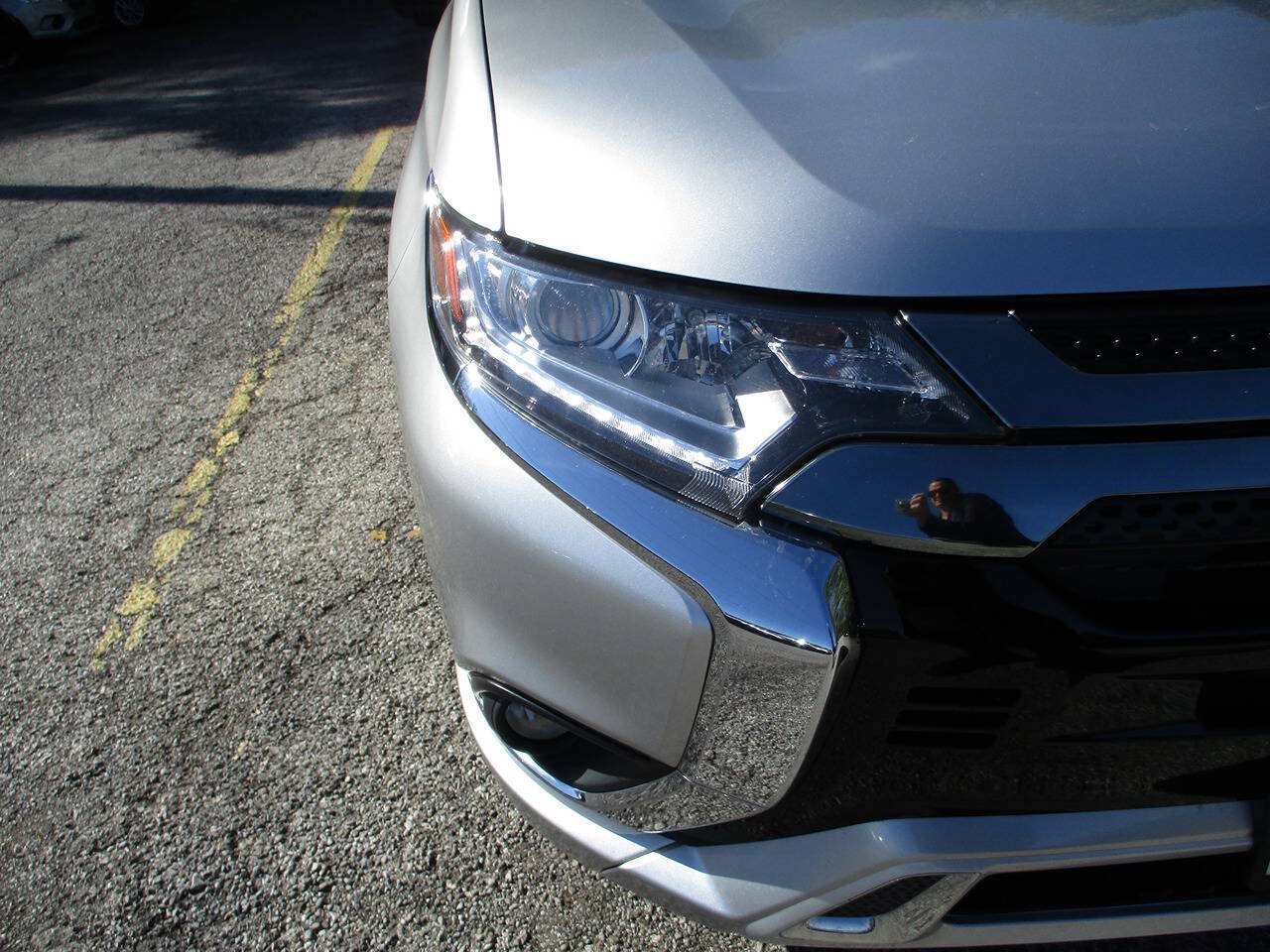 Used 2019 Mitsubishi Outlander SEL AWD/4WD image 24