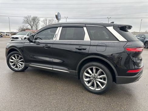 Used 2021 Lincoln Corsair AWD w/ Premium Package image 25