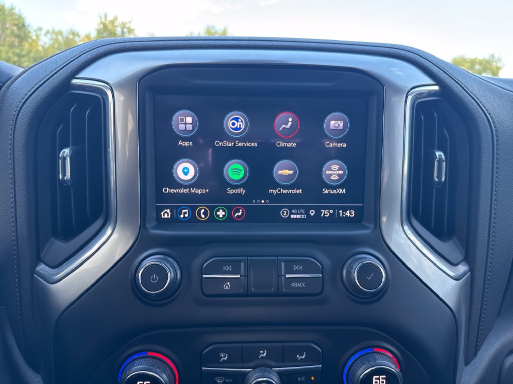 Used 2021 Chevrolet Silverado 1500 LTZ AWD/4WD image 18