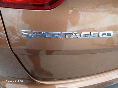 Used 2018 Kia Sportage LX w/ LX Technology Package FWD image 14