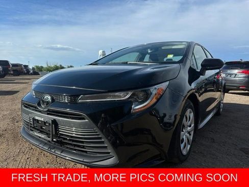 Used 2023 Toyota Corolla LE FWD image 1