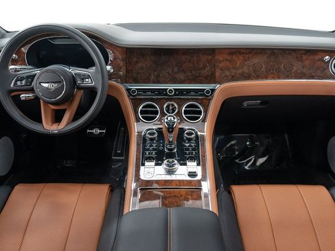 Certified 2024 Bentley Continental GT V8 image 22