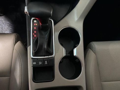 Used 2022 Kia Sportage EX image 24