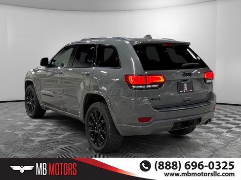 Used 2021 Jeep Grand Cherokee Altitude image 7