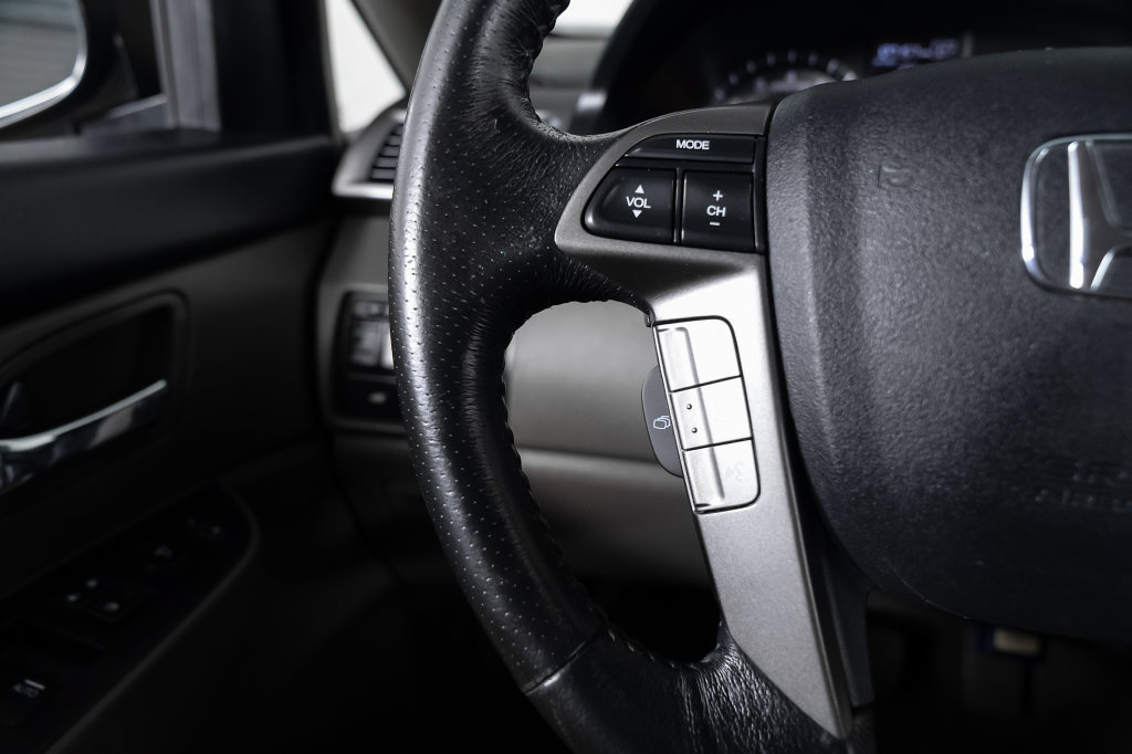 Used 2014 Honda Odyssey EX-L image 32