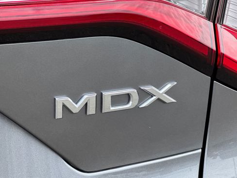 Used 2023 Acura MDX w/ Technology Package FWD image 34