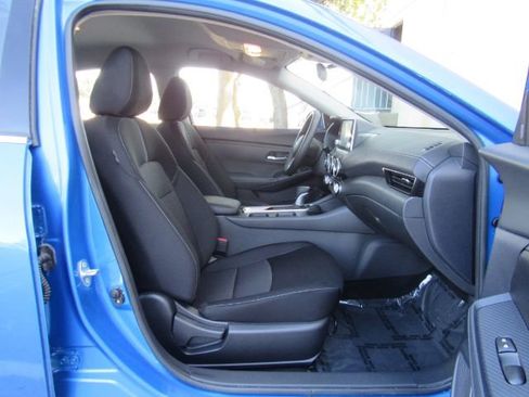 Used 2025 Nissan Sentra SV image 20