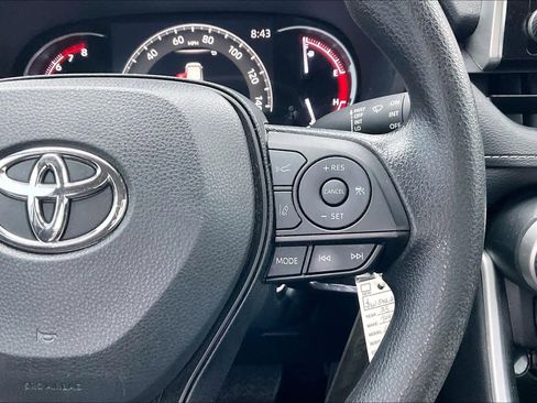 Used 2025 Toyota RAV4 LE image 23
