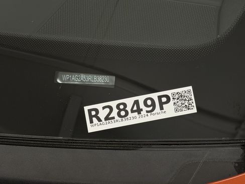 Certified 2024 Porsche Macan S AWD/4WD image 62