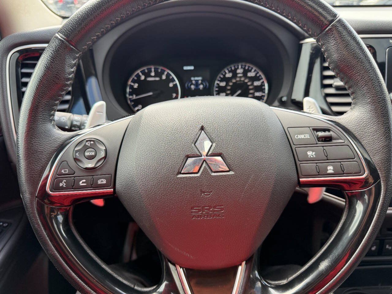 Used 2019 Mitsubishi Outlander GT AWD/4WD image 19