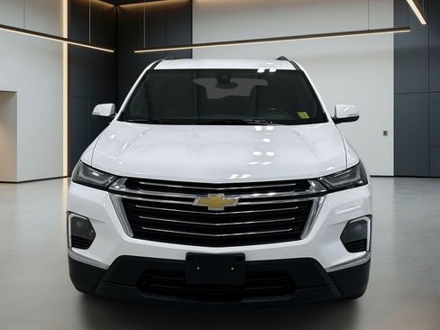 Used 2022 Chevrolet Traverse LT w/ LPO, Floor Liner Package AWD/4WD image 4