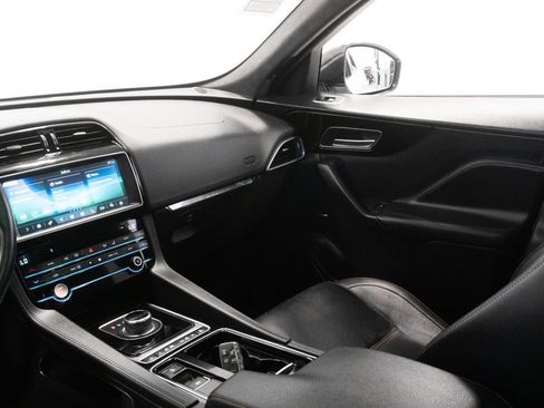 Used 2020 Jaguar F-PACE Prestige AWD/4WD image 15