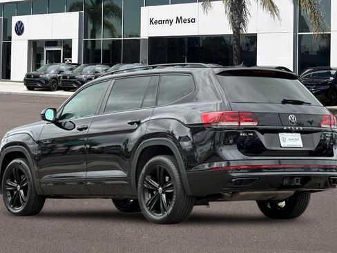 Used 2023 Volkswagen Atlas SEL R-Line AWD/4WD image 6