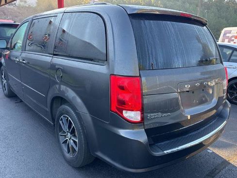 Used 2017 Dodge Grand Caravan GT image 7