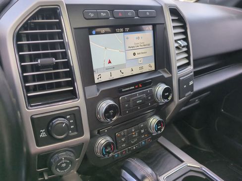 Used 2018 Ford F150 Platinum w/ Technology Package image 29