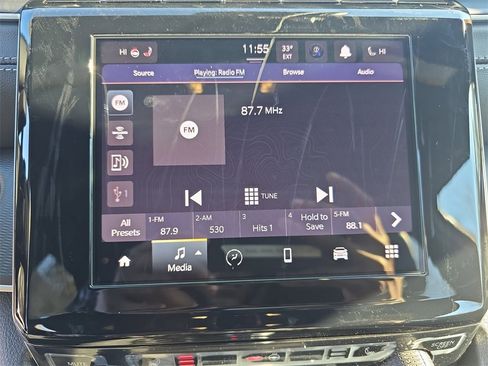 New 2025 Jeep Grand Cherokee Altitude image 22