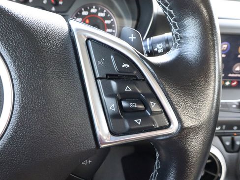 Used 2023 Chevrolet Camaro LT image 25