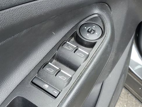 Used 2017 Ford Escape Titanium FWD image 11