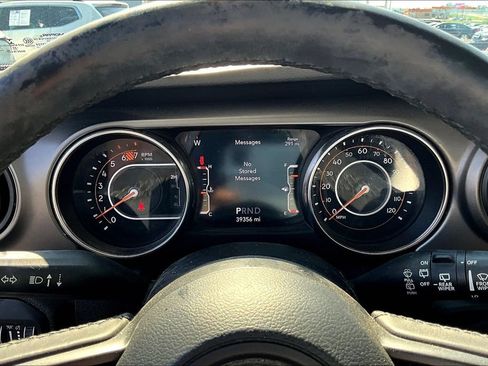 Used 2022 Jeep Wrangler Sport AWD/4WD image 12