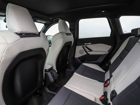 New 2026 BMW X1 xDrive28i AWD/4WD image 21