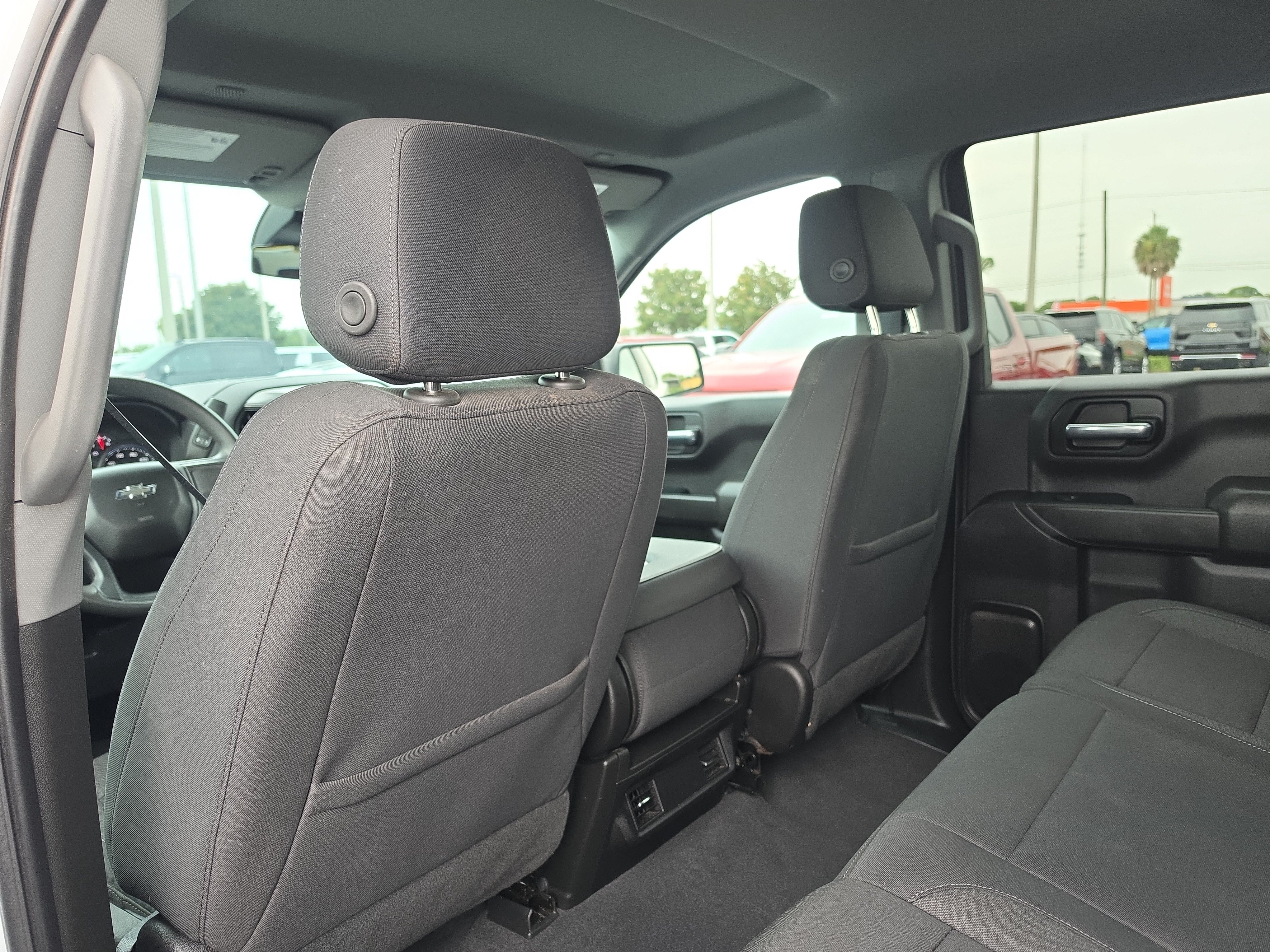 Used 2023 Chevrolet Silverado 1500 Custom Trail Boss w/ LPO, Dark Essentials Package AWD/4WD image 11