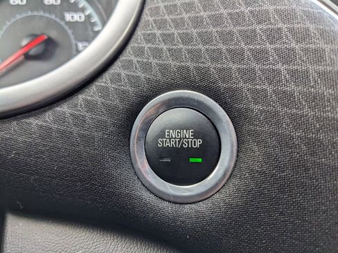 Used 2025 Chevrolet Malibu LT image 25