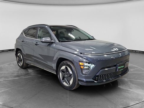 Used 2024 Hyundai Kona Limited FWD image 4