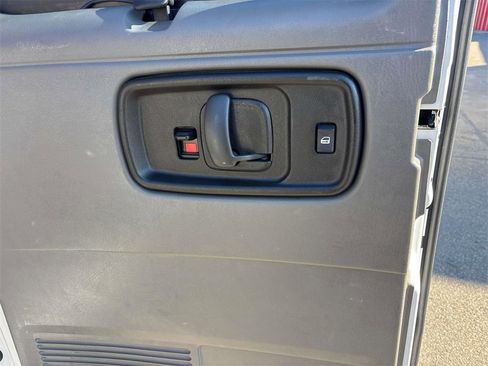Used 2021 Chevrolet Express 3500 LT w/ LT Preferred Equipment Group image 11