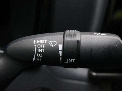 Used 2025 Toyota Camry LE FWD image 33
