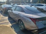 Used 2024 Hyundai Elantra SEL w/ Convenience Package image 4