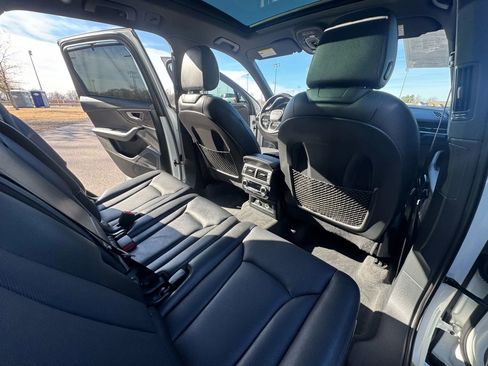 Used 2018 Audi Q7 3.0T Prestige w/ Prestige Package image 22