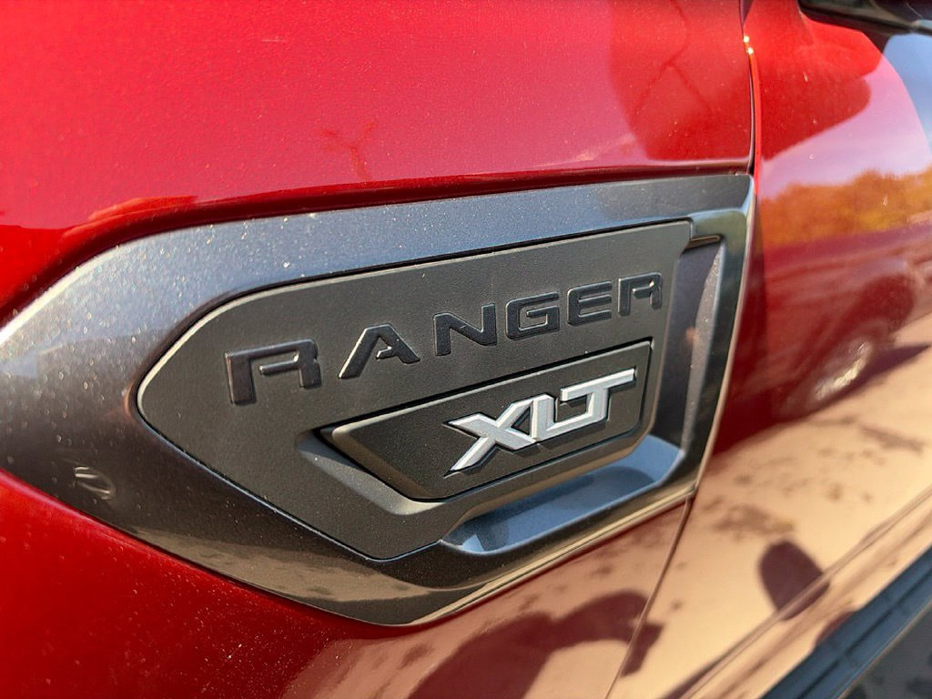 Certified 2019 Ford Ranger XLT w/ FX4 Off-Road Package AWD/4WD image 8
