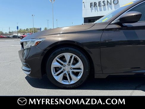 Used 2018 Honda Accord LX image 5
