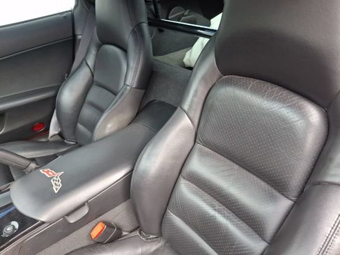Used 2008 Chevrolet Corvette Coupe w/ Preferred Equipment Group RWD image 10
