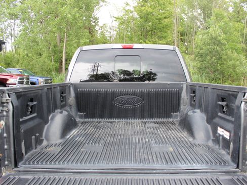 Used 2018 Ford F150 XLT w/ Equipment Group 302A Luxury AWD/4WD image 7