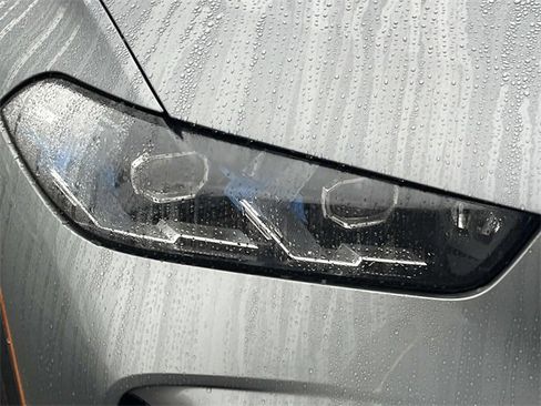 Used 2025 BMW X5 xDrive50e w/ Premium Package image 9