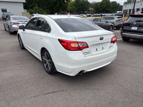 Used 2016 Subaru Legacy 2.5i Limited AWD/4WD image 3