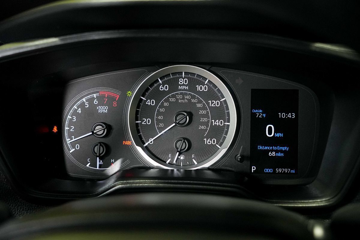 Used 2021 Toyota Corolla LE FWD image 23