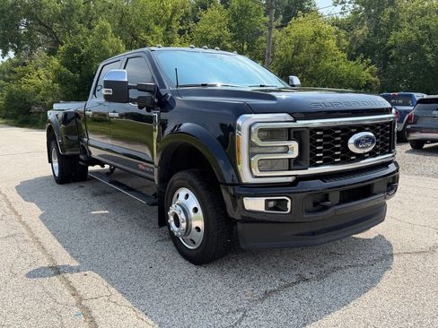 Used 2025 Ford F450 Platinum w/ Platinum Plus Package AWD/4WD image 11